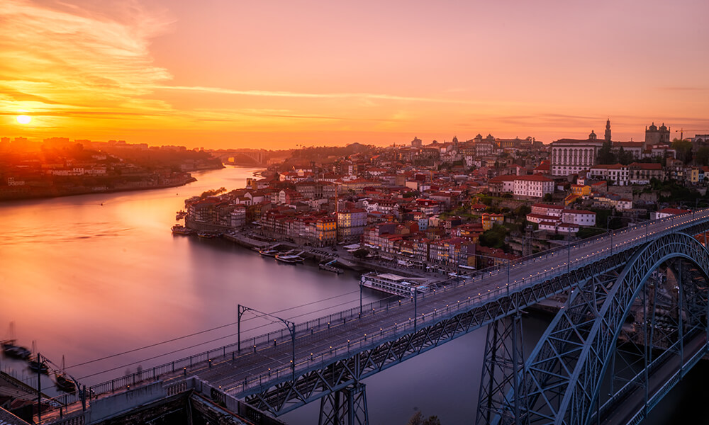 Warehouse rental Porto: solutions in 2025